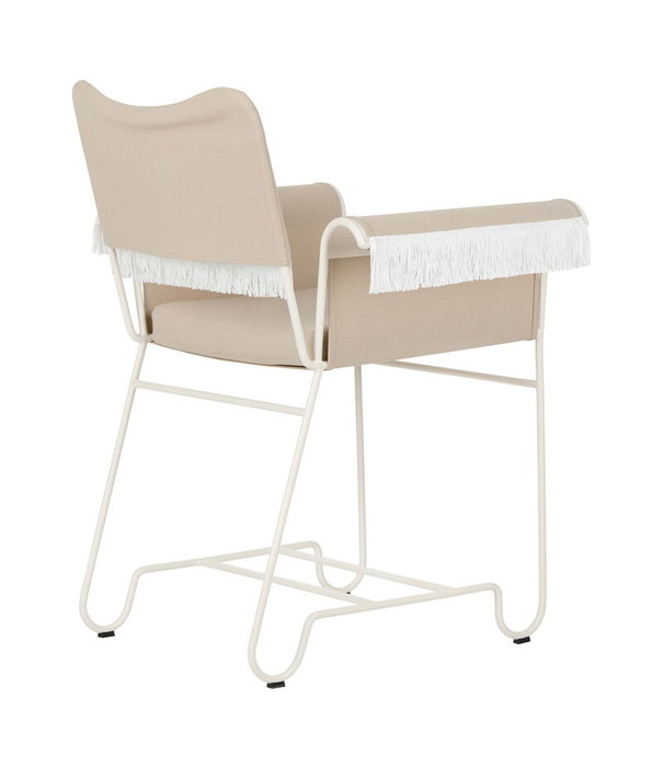 Gubi  Gubi - Tropique chair, white - beige - fringes