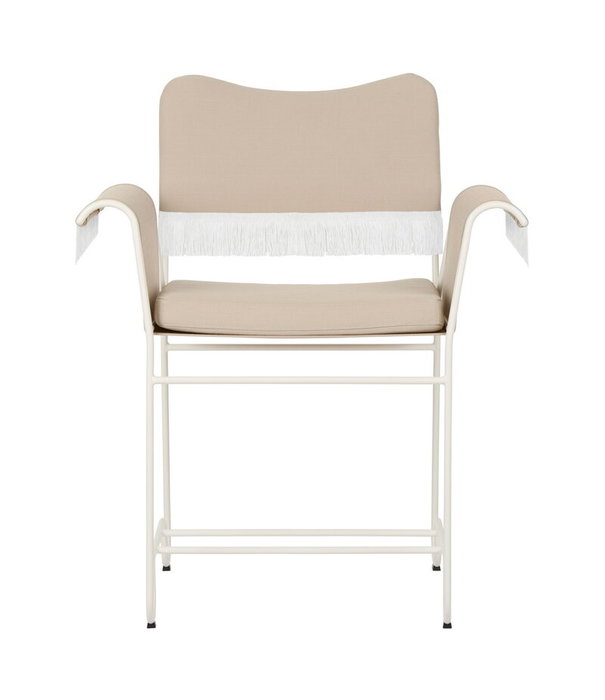 Gubi  Gubi - Tropique chair, white - beige - fringes