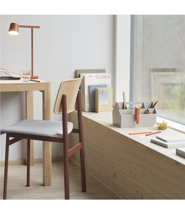 Muuto  Muuto - Workshop tafel zwart linoleum 130 cm.