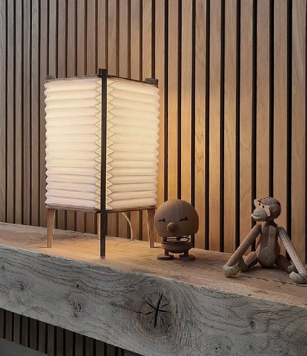 Le klint  Le Klint: Bee Hive small table lamp