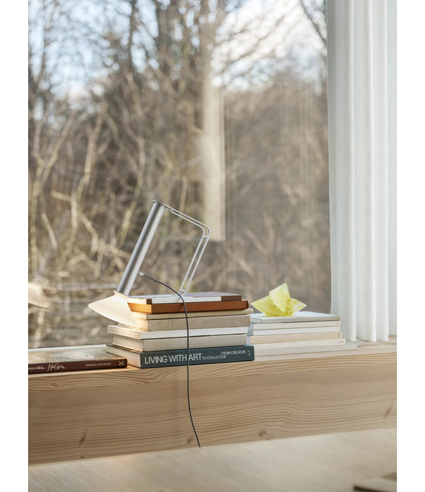 Muuto  Muuto Piton Portable Lamp zwart