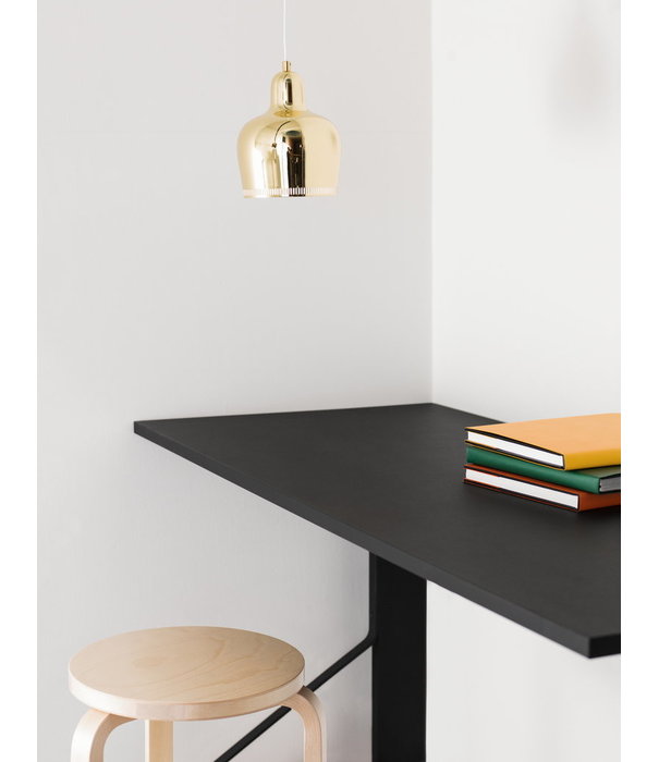 Artek  Artek - Kaari Desk REB 005 black oak, black high gloss HPL