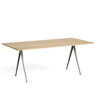 Hay Pyramid Eettafel gelakt eiken, beige voet L190 x W85