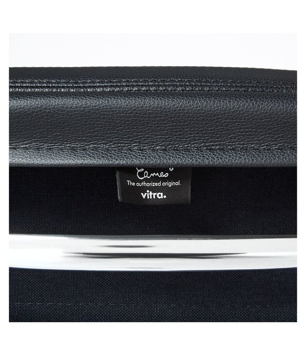 Vitra  Vitra - Soft Pad Chair EA 217, black leather