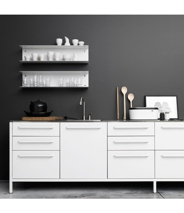 Vipp  922 Wall shelf large white