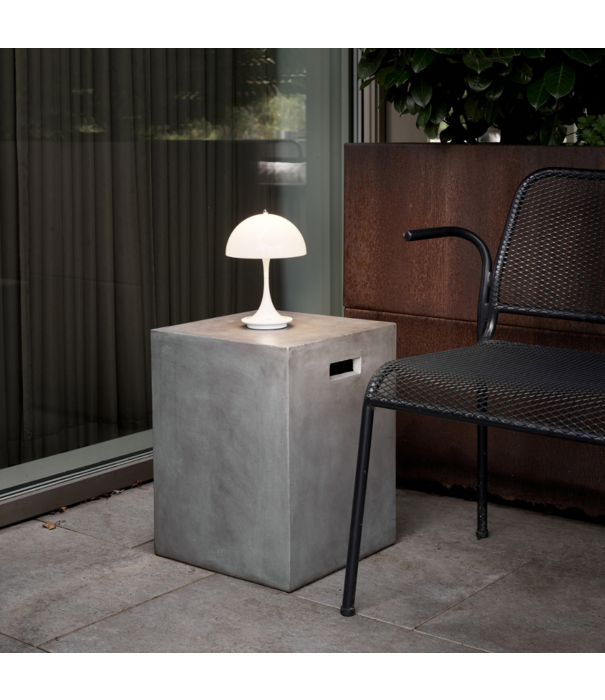 Louis Poulsen  Louis Poulsen - Panthella 160 Portable wit opaal acryl