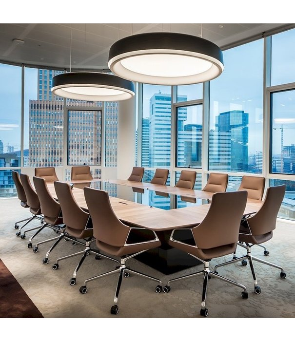 Louis Poulsen  Louis Poulsen - Grand Suspended hanglamp zwart