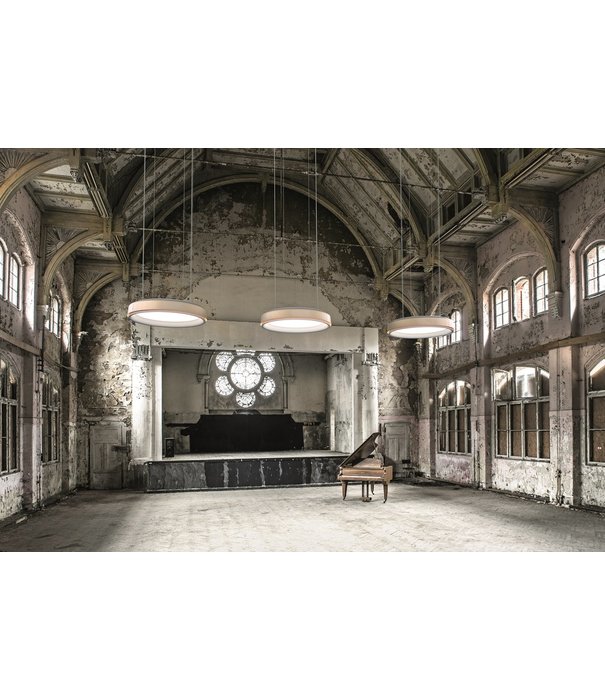 Louis Poulsen  LP Grand Suspended champagne