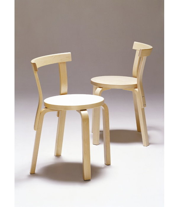 Artek  Artek - Aalto stoel 68 berken - zitting wit laminaat