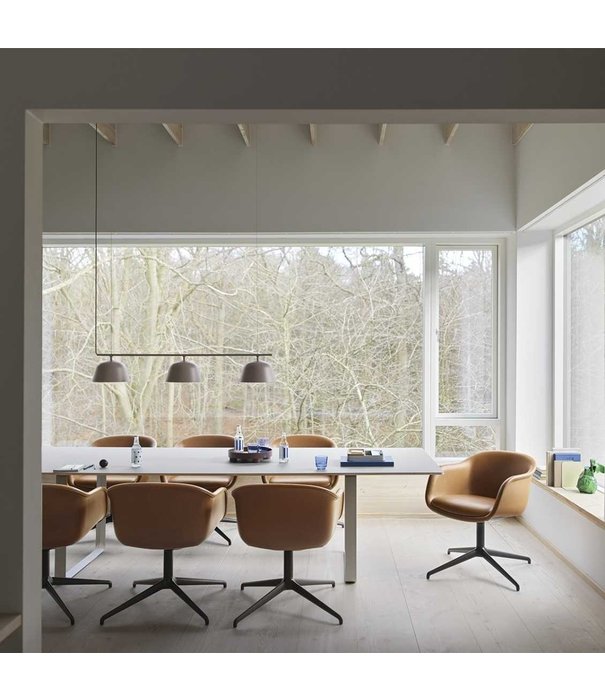 Muuto  Muuto Fiber Conference Armchair Remix 133 grey, swivel base