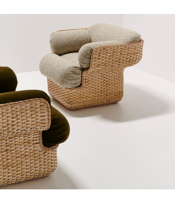 Gubi  Gubi - Basket lounge chair, rattan - Mumble 40