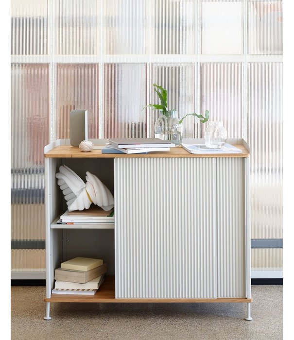 Muuto  Muuto - Enfold Tall dressoir Eiken - Grijs