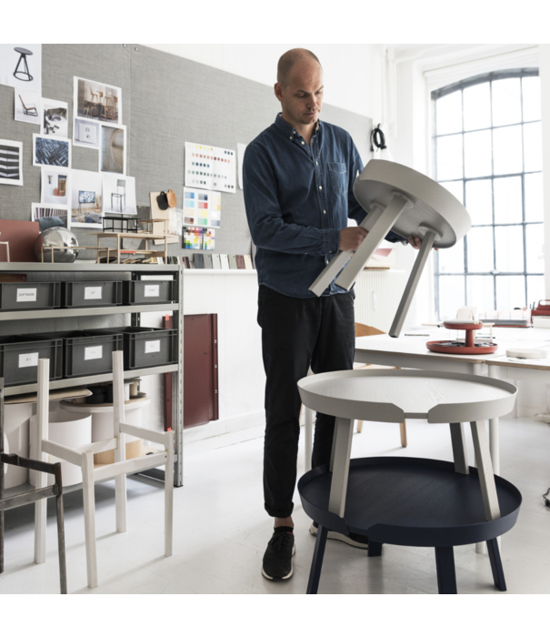Muuto  Muuto  Around Side Table Small ash