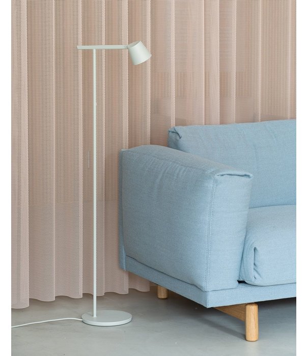 Muuto  Muuto - Tip floor lamp LED grey