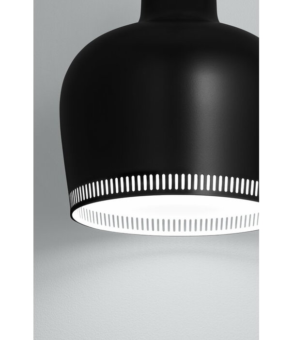 Artek  Artek - A330S Hanglamp "Golden Bell"  zwart