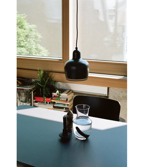 Artek  Artek - A330S Hanglamp "Golden Bell"  zwart