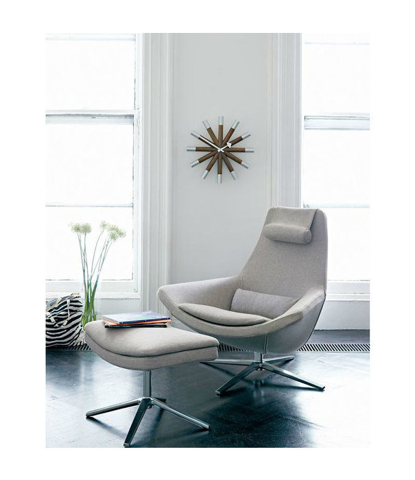 Vitra  Vitra Wheel Wandklok aluminium,  notenhout