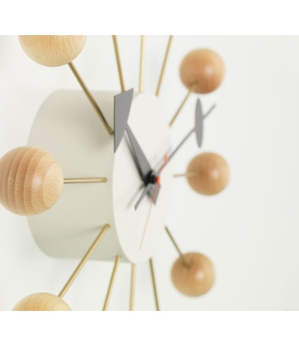 Vitra  Vitra Ball Clock Beech