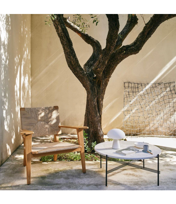 Gubi  Gubi F-Chair Lounge Outdoor Lounge Chair