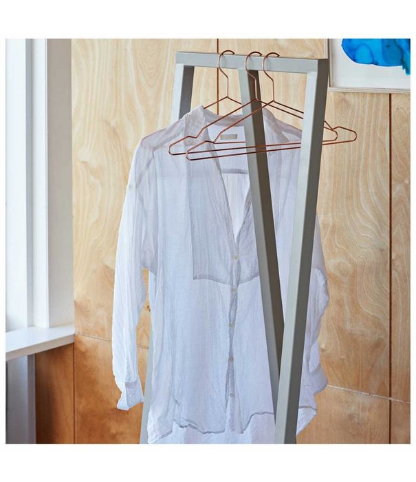 Hay  Hay - Loop Stand Hall Black