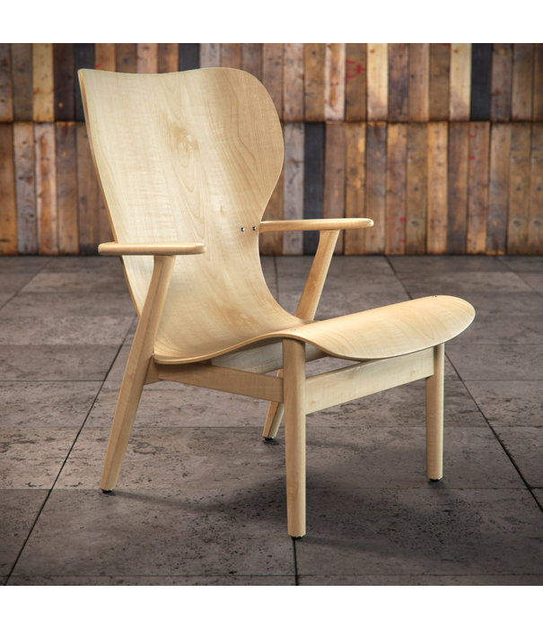 Artek  Artek - Domus lounge chair honey lacquered birch