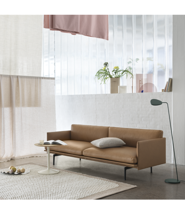 Muuto  Muuto - Outline 3,5 zits bank - voet zwart / Fiord 961