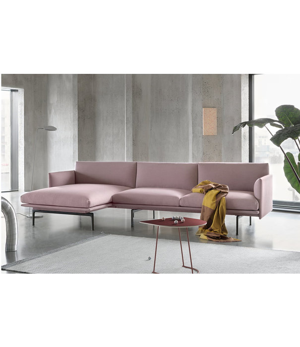 Muuto  Muuto - Outline 3,5 seater sofa - base black / remix 163