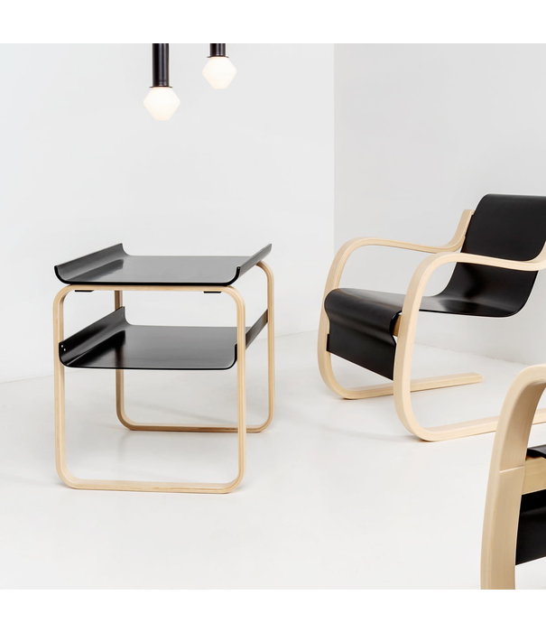 Artek  Artek - 915 side table black / birch