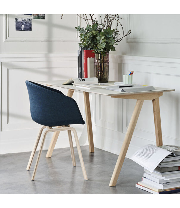 Hay  Hay AAC 23 Stoel zwart Sense leer,  zwart eiken poten