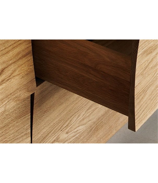 Muuto  Muuto - Reflect Sideboard Large oiled oak