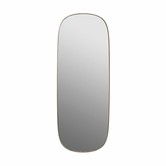 Muuto - Framed spiegel large taupe