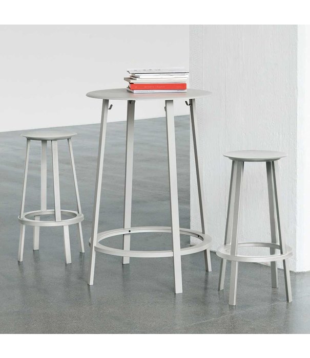 Hay  Hay Revolver Bar Table Lava Red