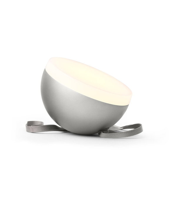 New Works  New Works -Sphere portable IP67 lamp warm grijs