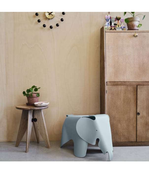 Vitra  Eames Elephant Kruk Emerald RE