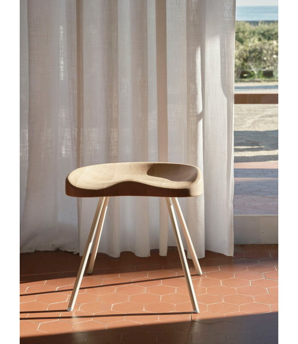 Vitra  Vitra  Tabouret No.307 Kruk massief eiken