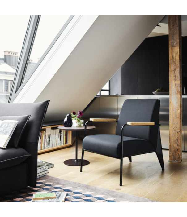 Vitra  Vitra Fauteuil de Salon armstoel -Leer Sand 71