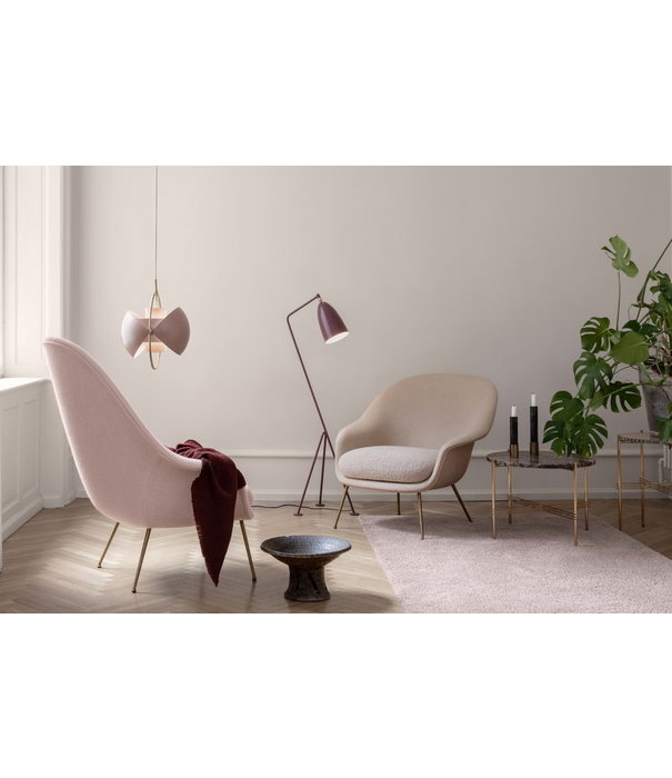 Gubi  Gubi -   Grasshopper floor lamp - aluminium  andorra red