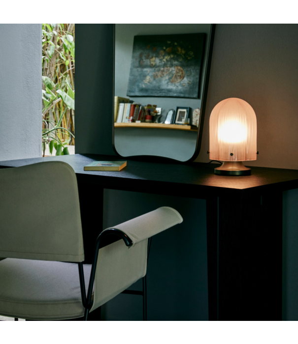 Gubi  Gubi Seine Collection,  Seine Table Lamp