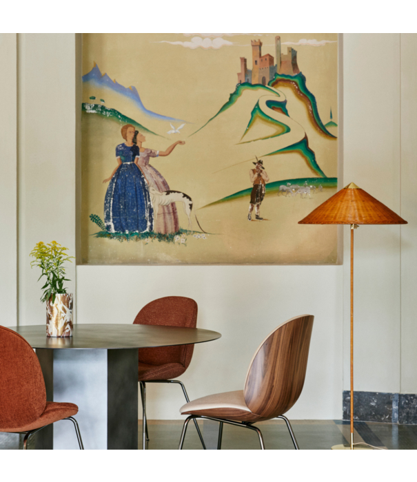 Gubi  Beetle Dining Chair amber brown, brass conic base - set of 4