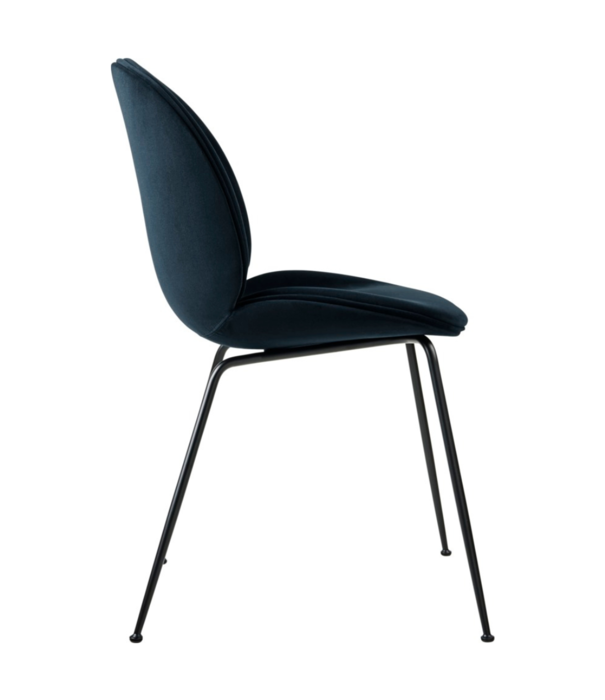 Gubi  Gubi Beetle Dining Chair Sunday 004 velvet, conic base black