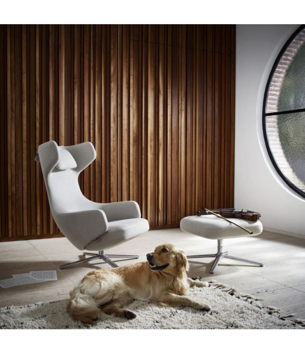 Vitra  Grand Repos Lounge Stoel + Ottoman, Cosy reed green