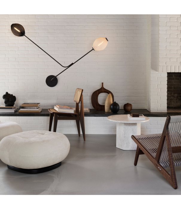 Gubi  Gubi - MR01 Initial stoel met kussen