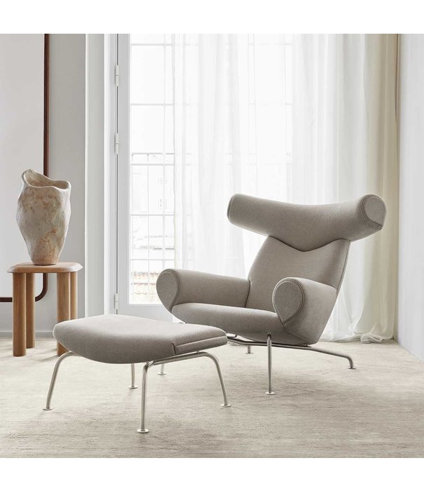 Fredericia  Fredericia - Wegner Ox chair, brushed chrome