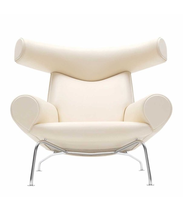 Fredericia  Model 1000, Wegner Ox Chair Easy Chair, light sand Nubuck leather