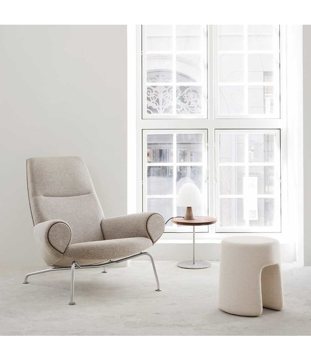 Fredericia  Fredericia - Wegner Queen Chair  lounge chair