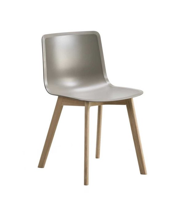 Fredericia  Fredericia - Pato stoel , houten voet