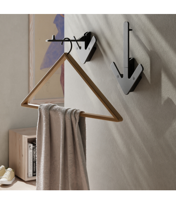 Design House Stockholm  Design House Stockholm -  Arrow Hanger kapstok