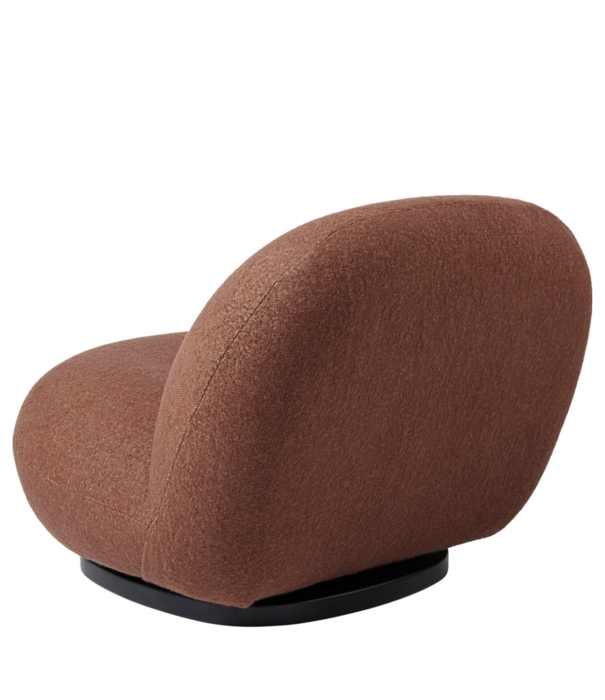 Gubi  Pacha Lounge Chair Harp 08 rusty red, black base