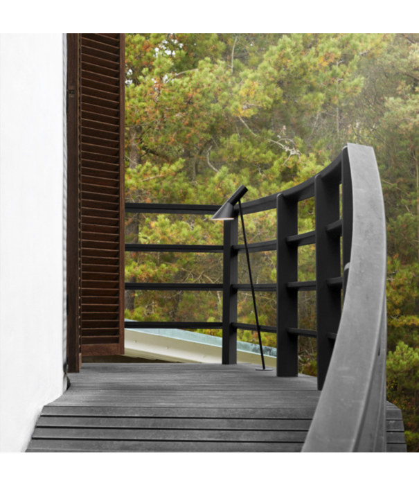 Louis Poulsen  AJ Garden Bolderlamp zwart, LED 3000K