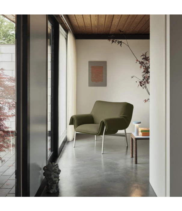 Muuto  Muuto Wrap Lounge Chair Ecriture 240, grey base